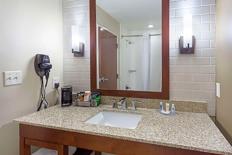 Comfort Inn & Suites Zachary