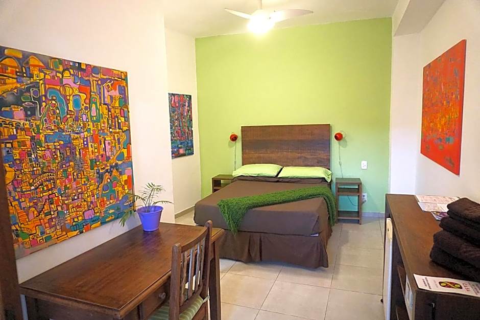 casaJOMO Art, Food & Music B&B