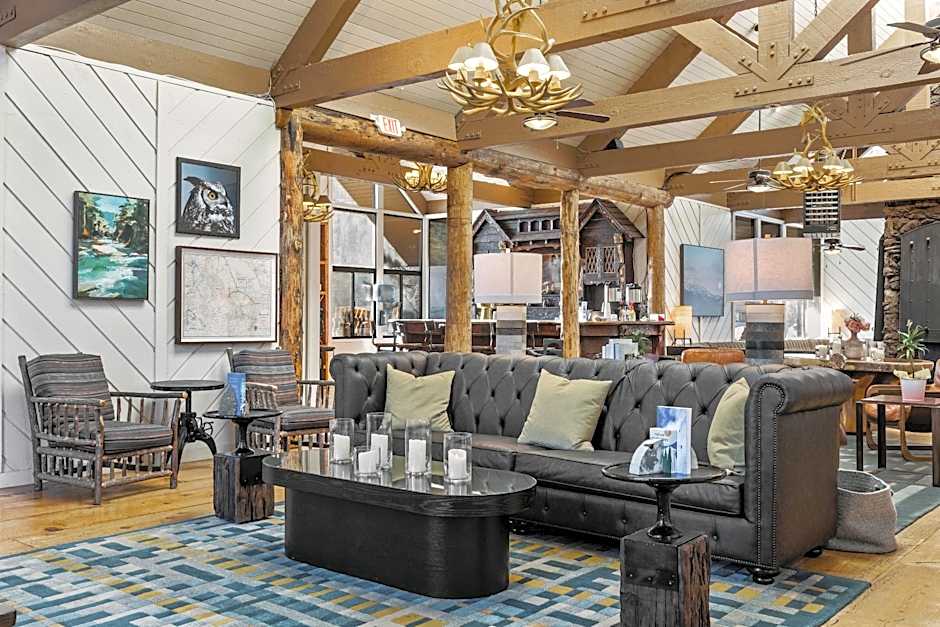 Photo 1 of 1 of 2 Bedroom Chalet