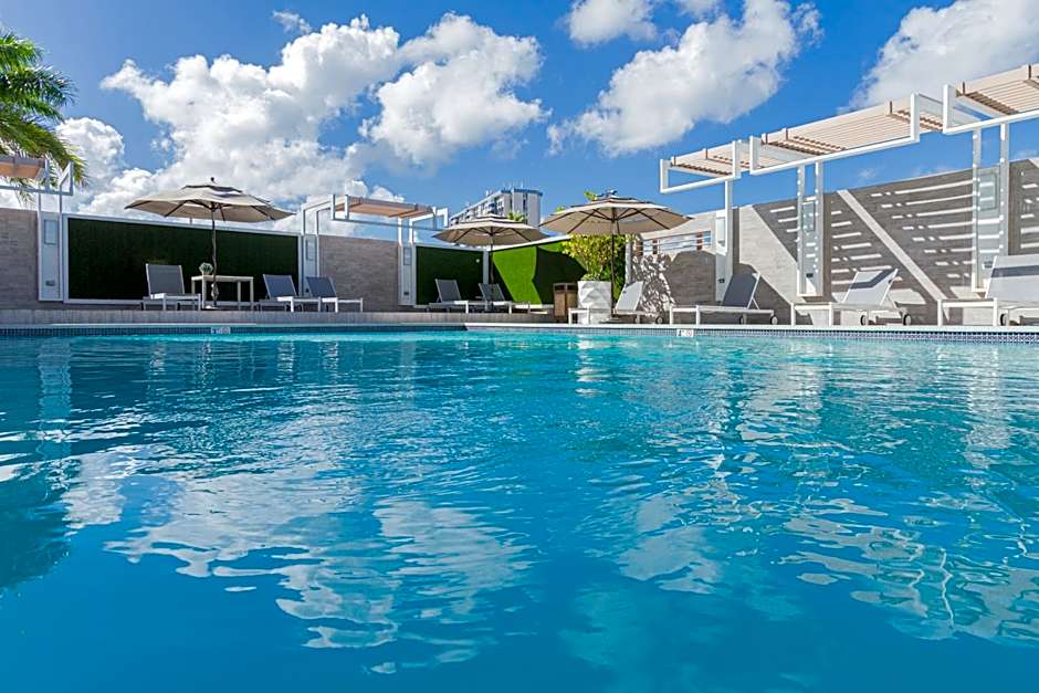 TRYP by Wyndham Isla Verde