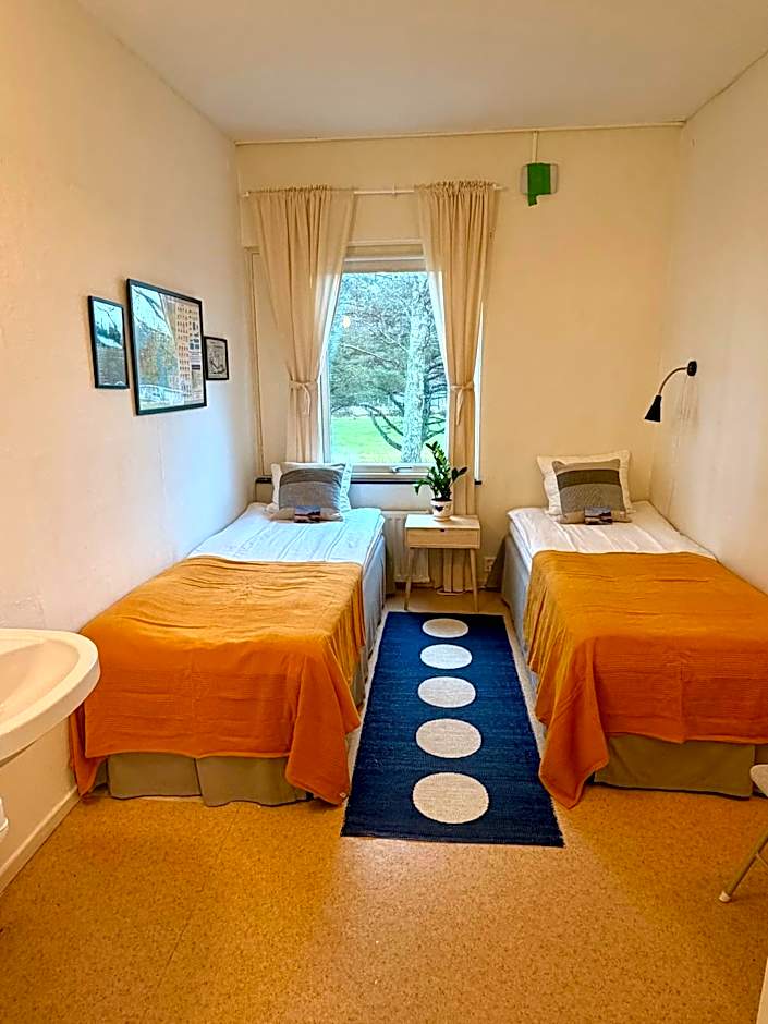 Hällestrand Vandrarhem - Hostel