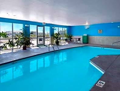 Super 8 by Wyndham Topeka at Forbes Landing