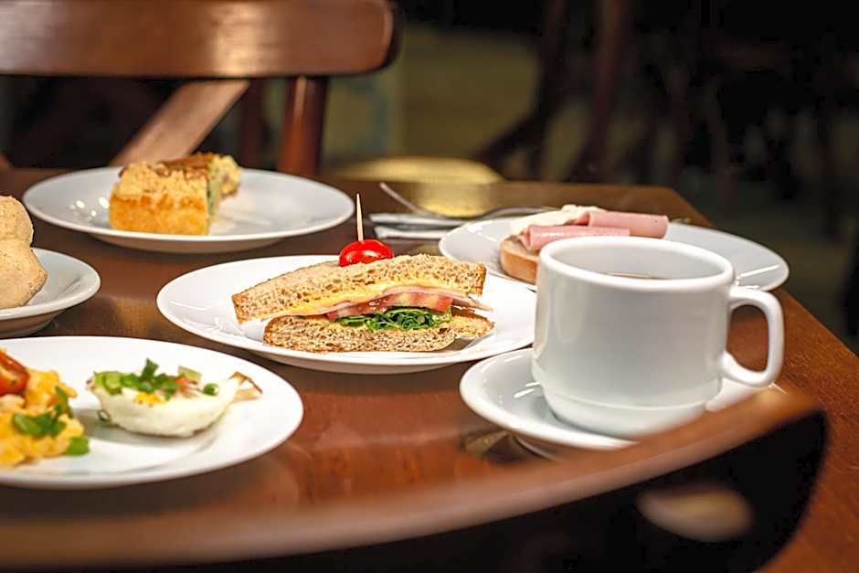 HOTEL ÉVORA By Rede Sagres