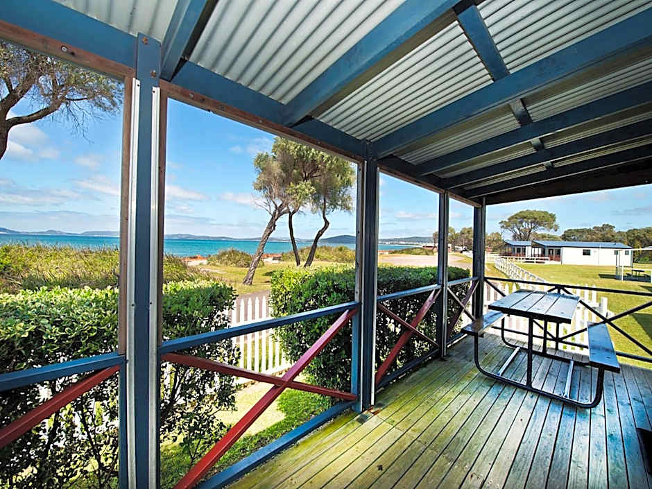 Acclaim Rose Gardens Beachside Holiday Park