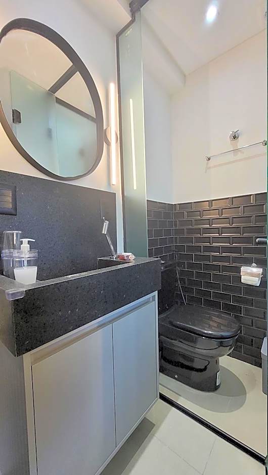 Studio with Balcony and Sea View