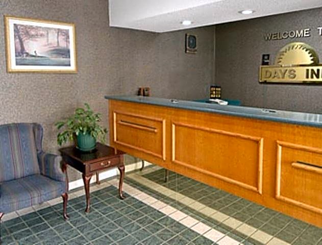 Days Inn by Wyndham North Columbia Ft. Jackson