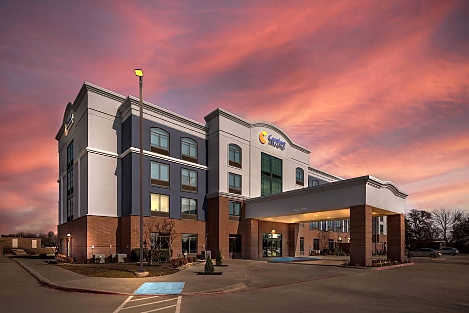 Comfort Inn & Suites Frisco East - McKinney