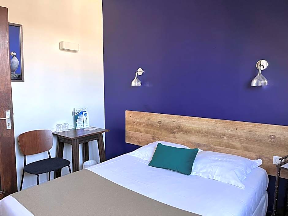 Hôtel De France - Restaurant L'insolite