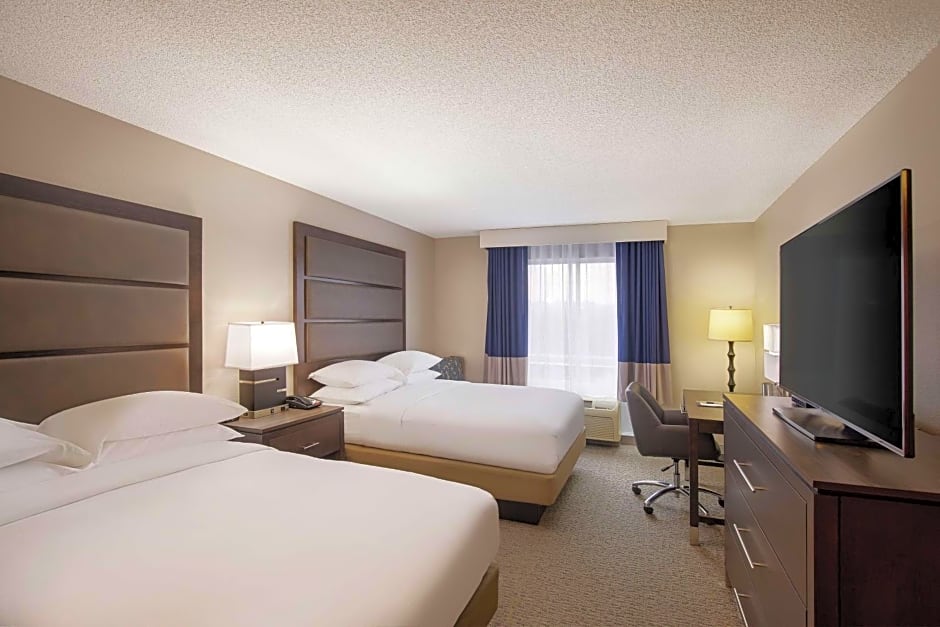 DoubleTree by Hilton Richmond Airport, VA