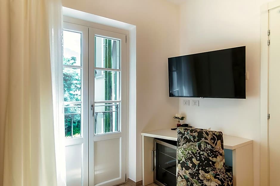 Hotel Ristorante La Vignetta Cernobbio