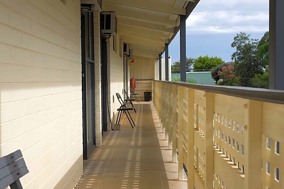 Pioneer Station Motor Inn