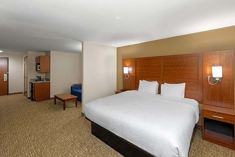 Wingate by Wyndham College Station South