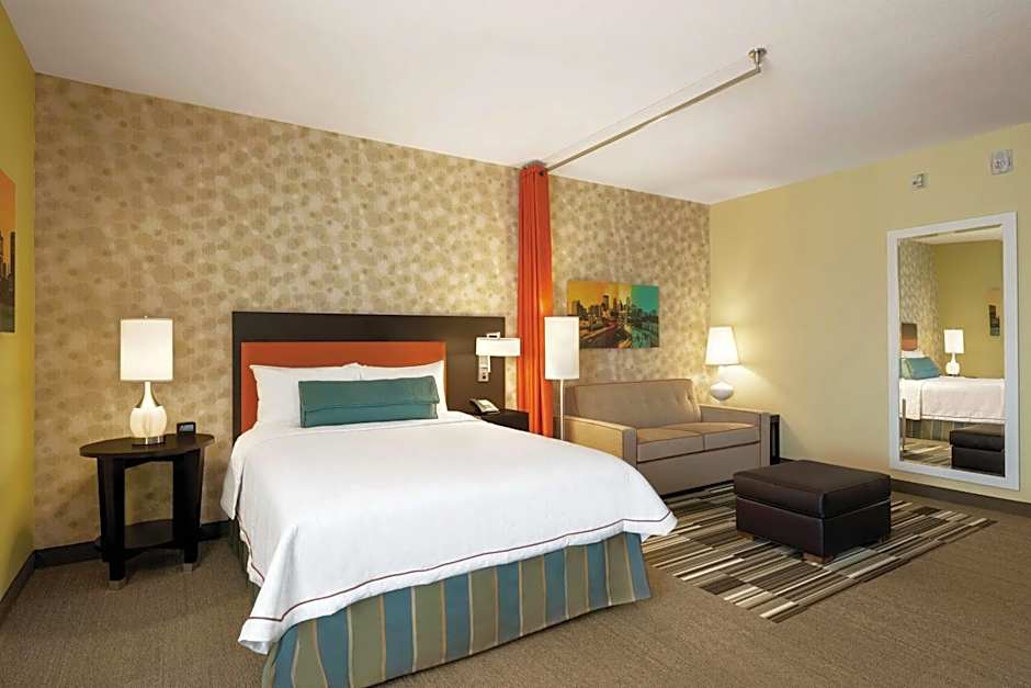 Home2 Suites by Hilton Minneapolis Bloomington