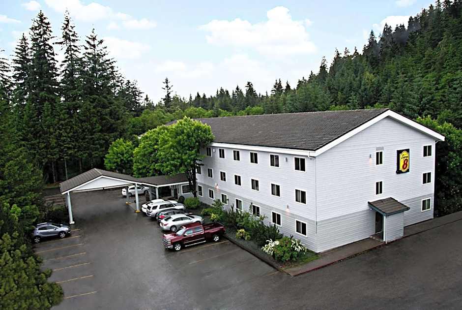 Photo 1 of 24 of Super 8 by Wyndham Juneau