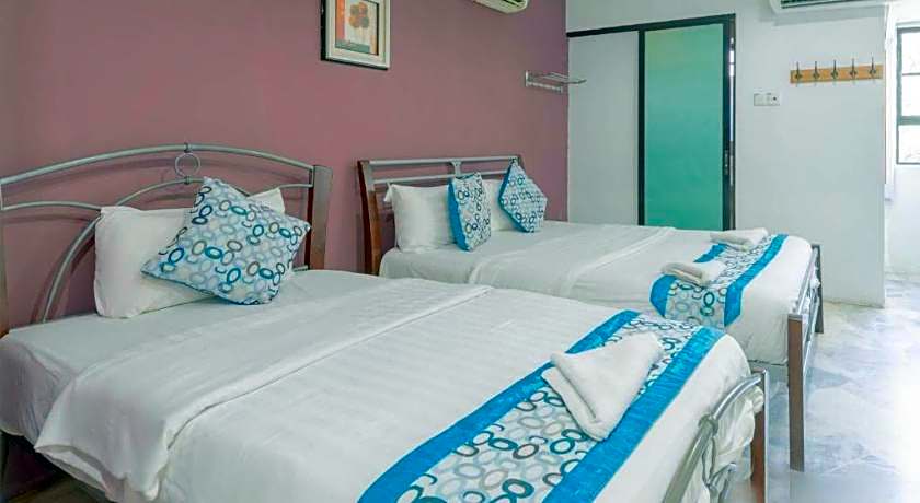 OYO 89874 Gs Golden Star Hotel