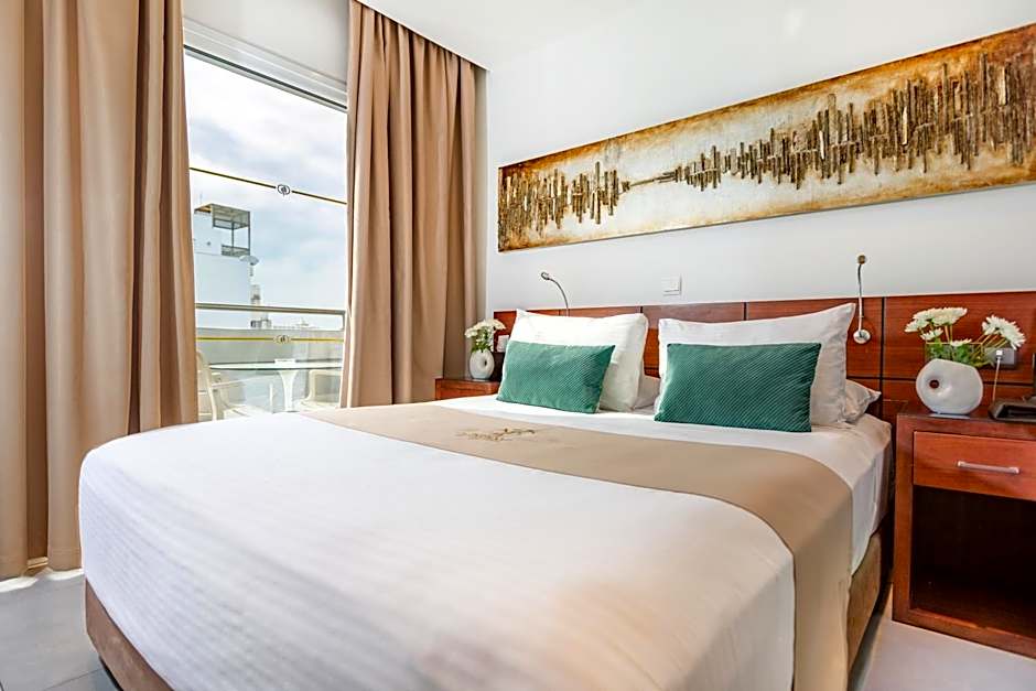 Achilleos City Hotel
