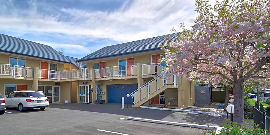 Apollo Motel