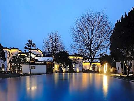 Weiyanfu Shilili Ancient Cultural Site Hotel