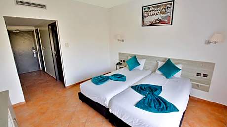 Double or Twin Room with City View