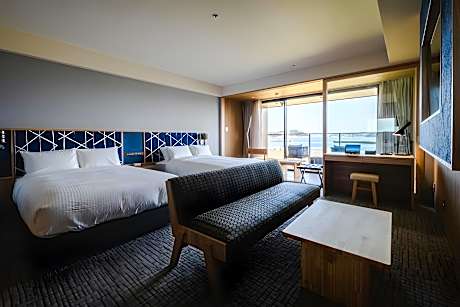 Deluxe Twin Room with Balcony