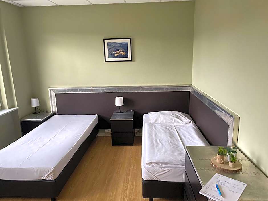 Foto 1 di 7 di 2 Beds