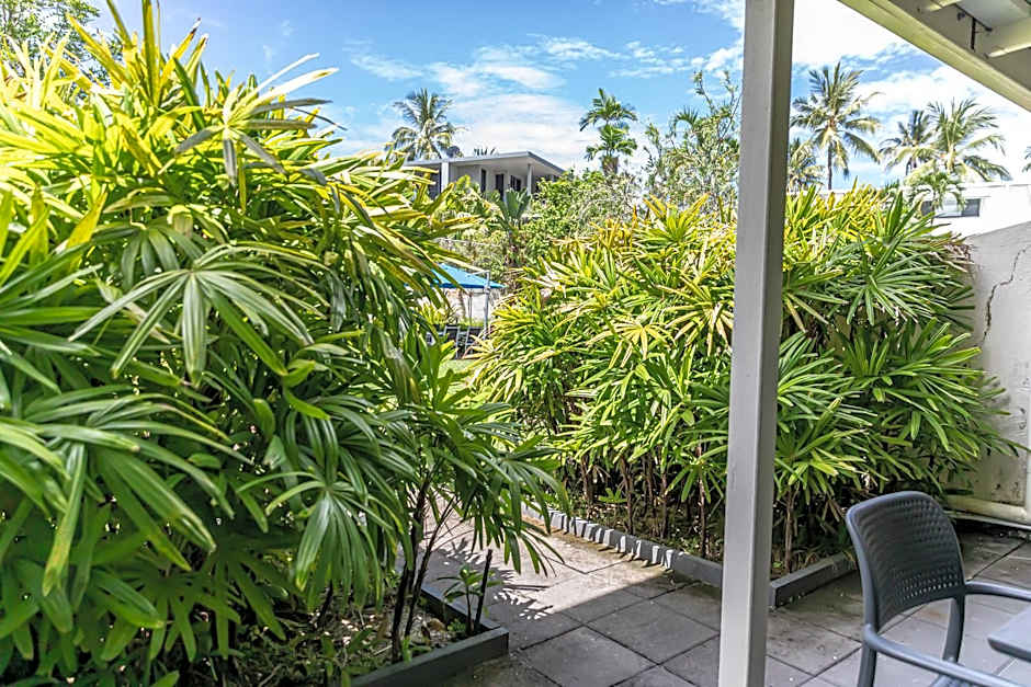 Beachfront Terraces with Onsite Reception & Check In