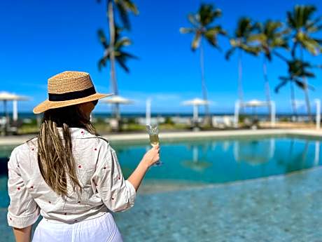 Refúgio Pé na Areia com 4 quartos em Ilhéus - Condomínio Perfeito para Família!