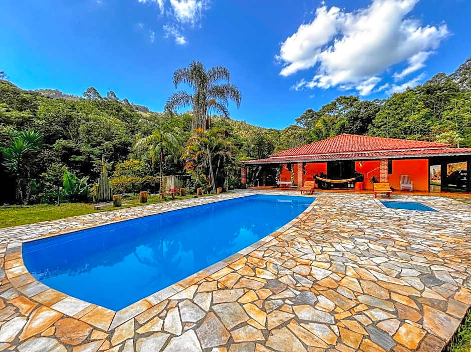 Chacara com lazer e conforto em Joanopolis SP