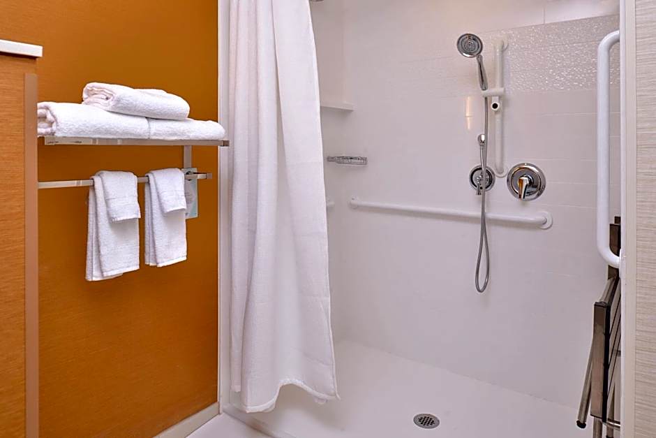 Fairfield Inn & Suites by Marriott Sacramento Airport Woodland