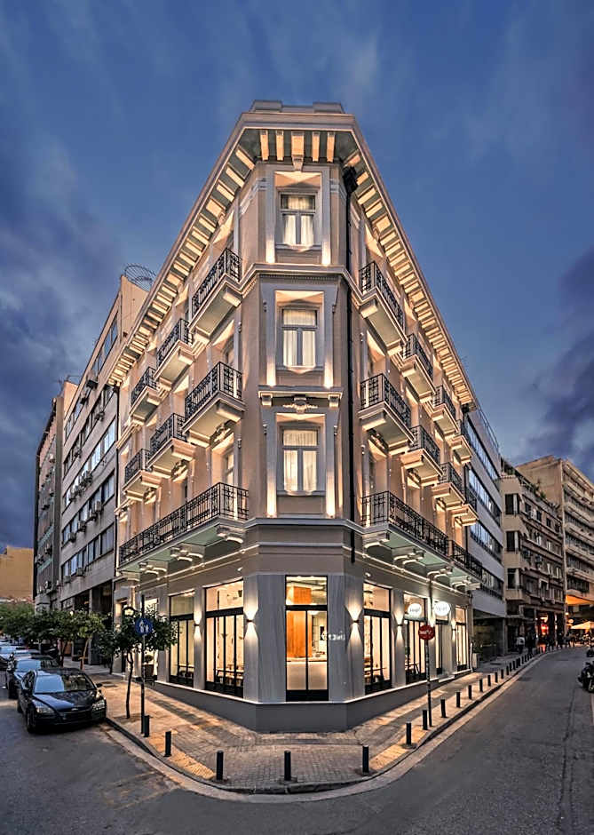 Praxitelous Luxury Suites