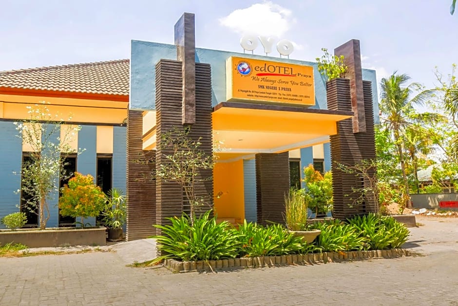 OYO 1732 Edotel Praya Syariah