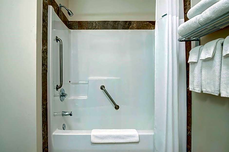 Days Inn by Wyndham Dawson Creek