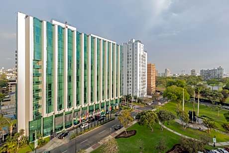 Delfines Hotel & Convention Center