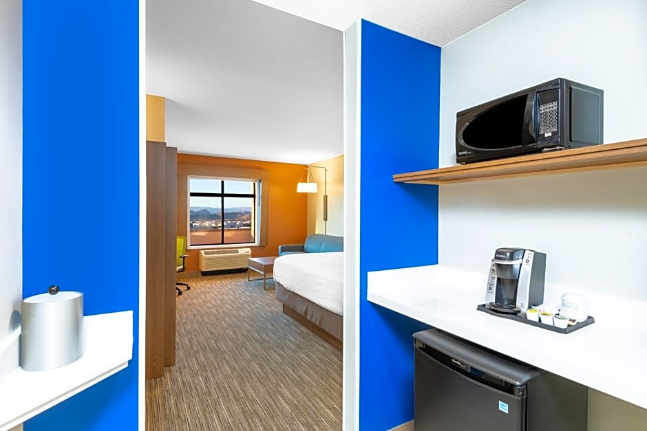 Holiday Inn Express Hotels & Suites Washington-North Saint George, an IHG Hotel