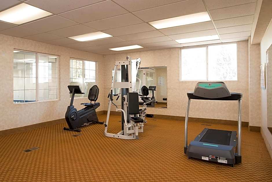 Ramada by Wyndham Downtown Spokane