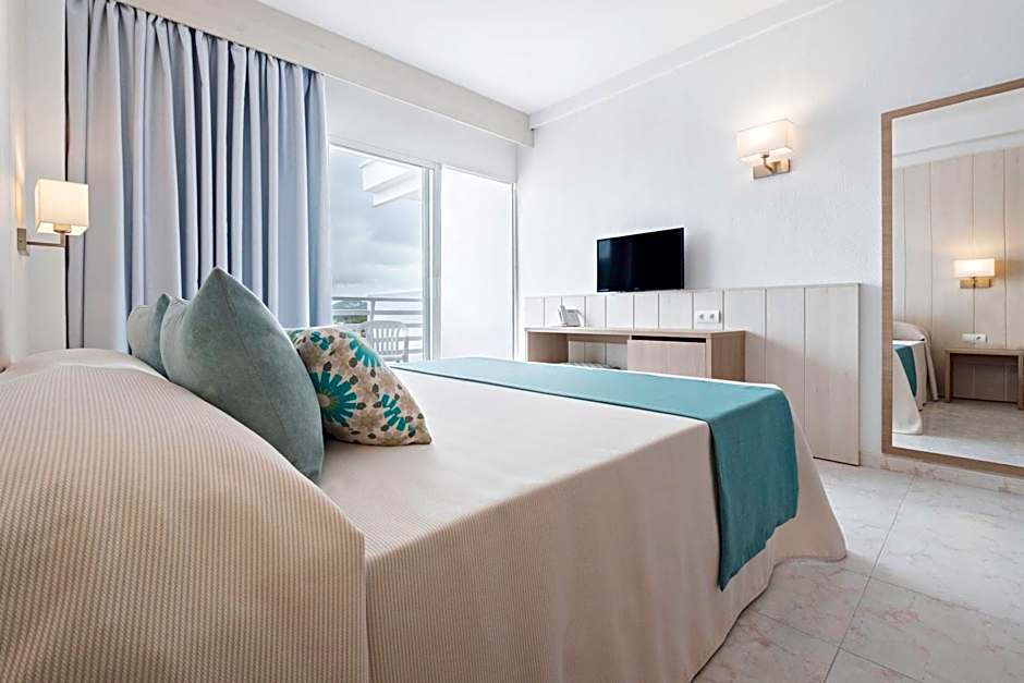 Azuline Hotel Palmanova Garden