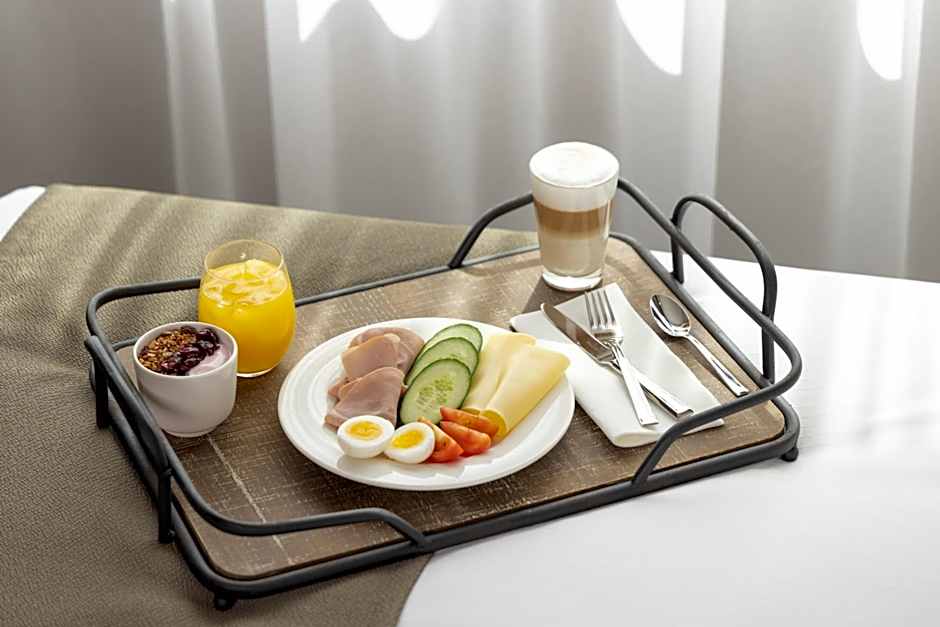 Holiday Inn Eindhoven Airport By IHG