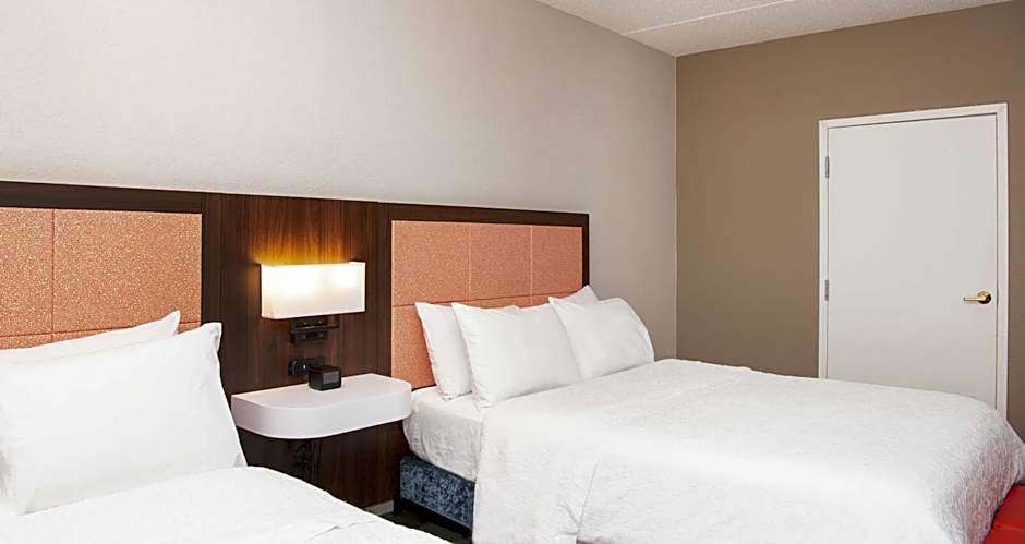 Hampton Inn By Hilton Erie-South