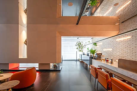 Rezen Hotel Xinxiang East Railway Station Pingyuan Road