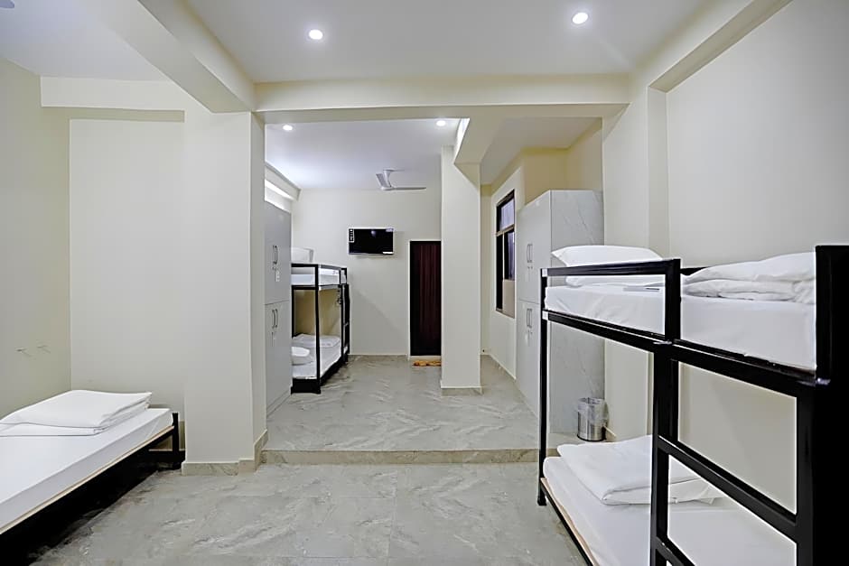 Hotel S B INN @ PAHARGANJ