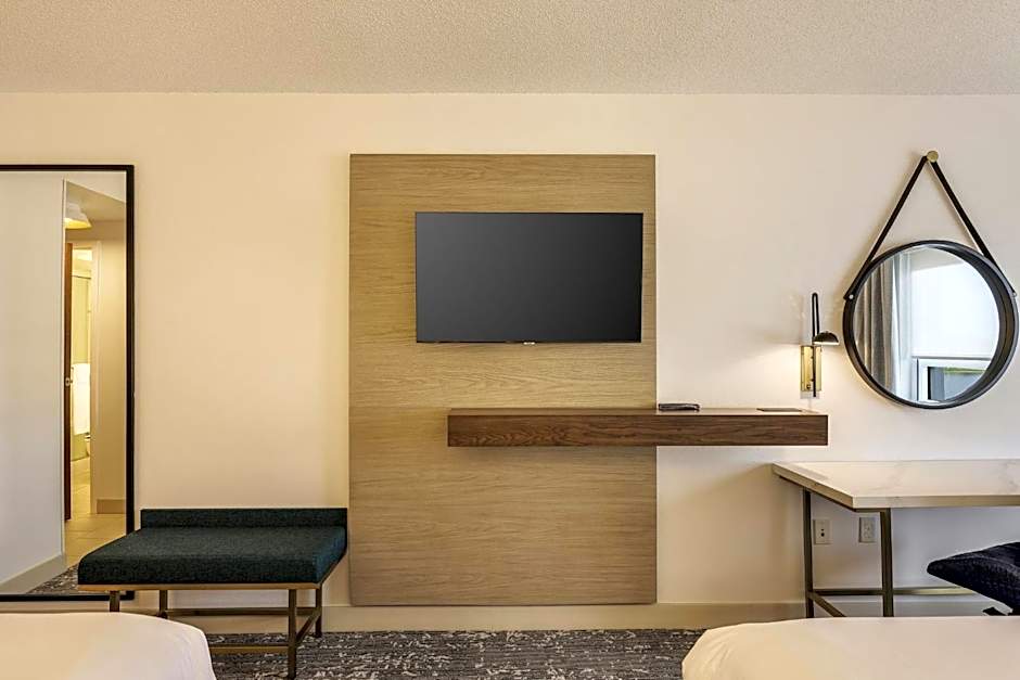 Crowne Plaza Fort Myers Gulf Coast By IHG