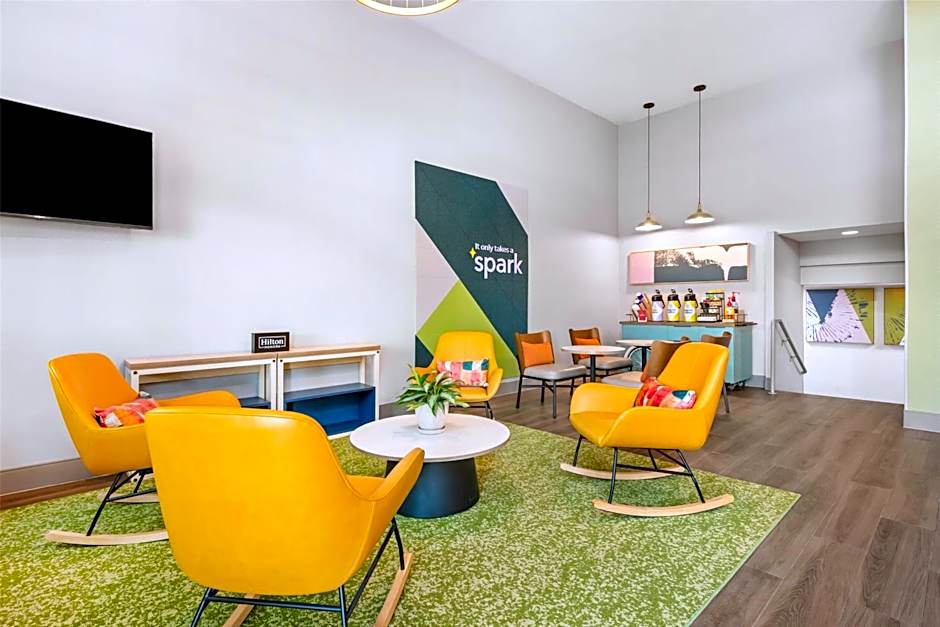 Spark by Hilton Eden Prairie