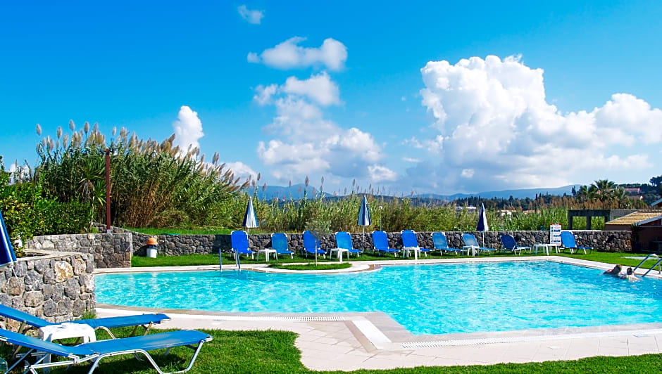 Canal D'amour Apartments