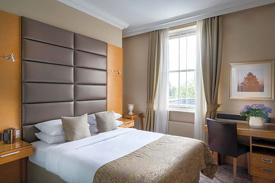 Woodlands Park Hotel