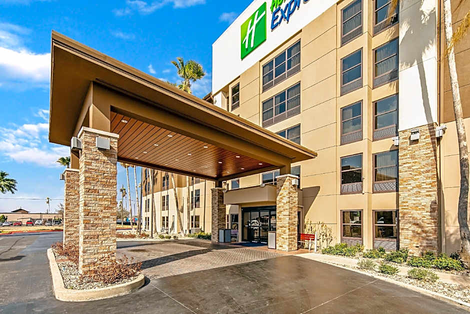 Holiday Inn Express Harlingen Hotel By IHG