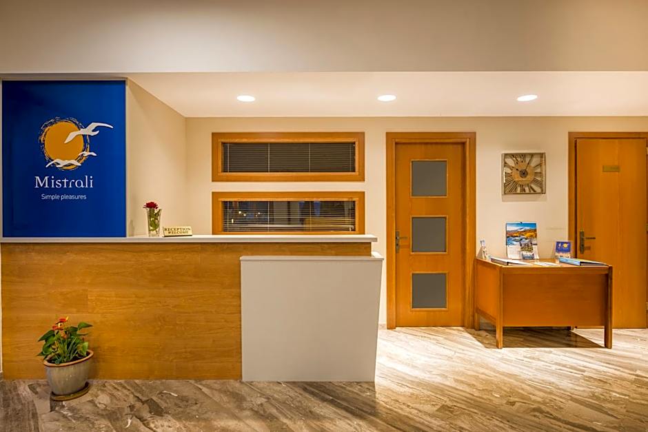 Mistrali Suites & Apartments