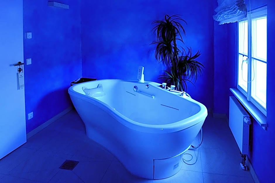 HELIOPARK Bad Hotel Zum Hirsch