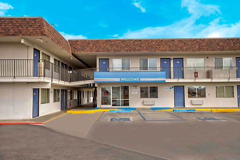Motel 6-Farmington, NM