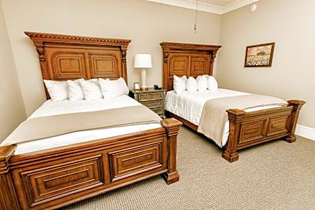 Queen Room with Two Queen Beds