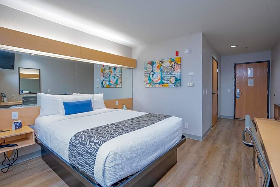 Microtel Inn & Suites By Wyndham Albertville